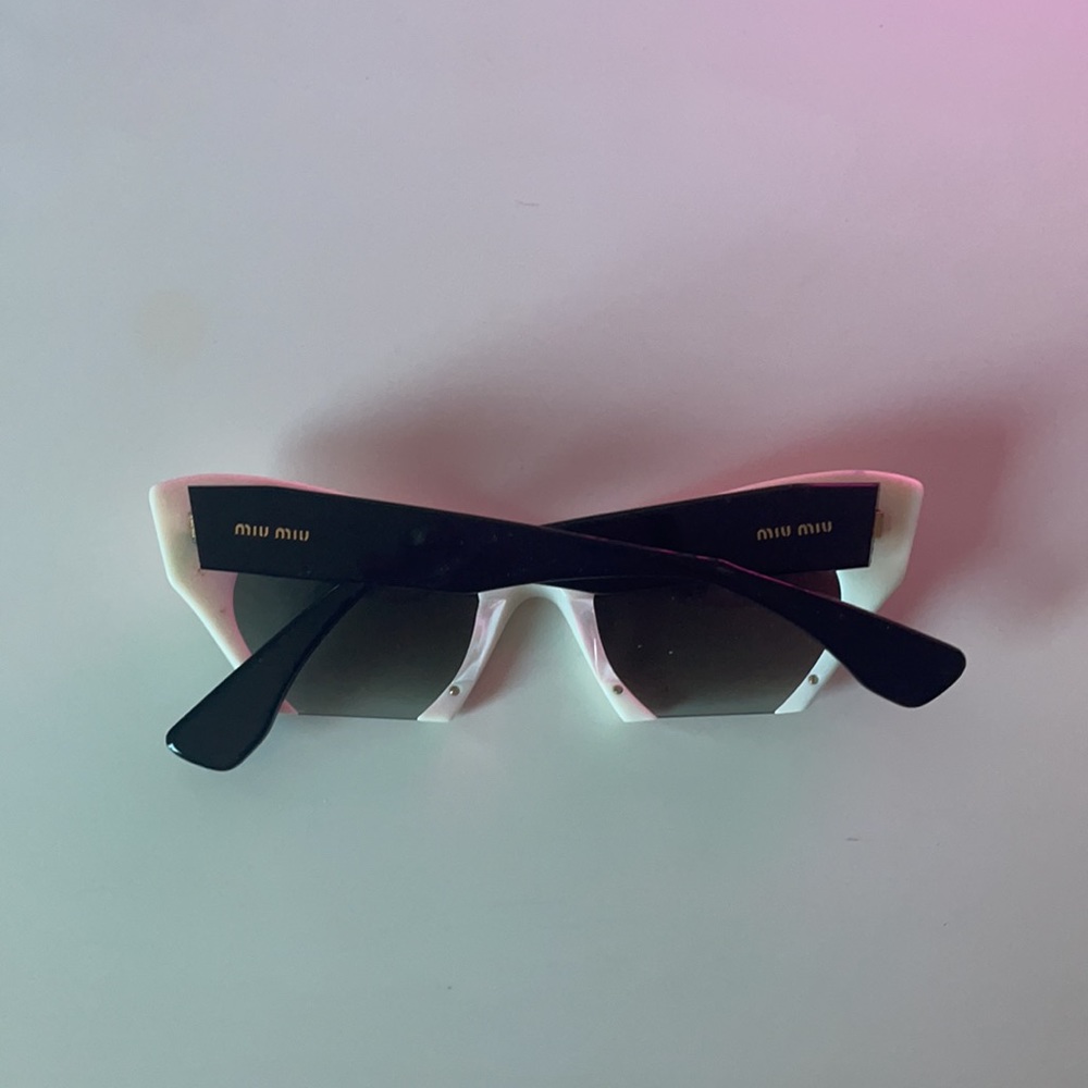 MIU MIU Black and White sunglasses vintage